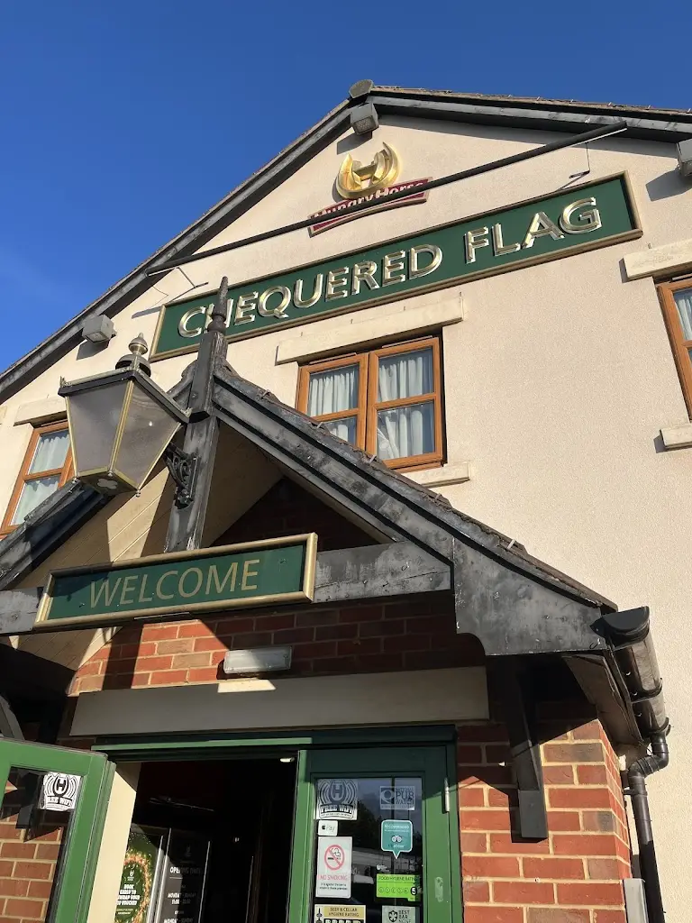 lucky keyring_Chequered Flag_Corby_review