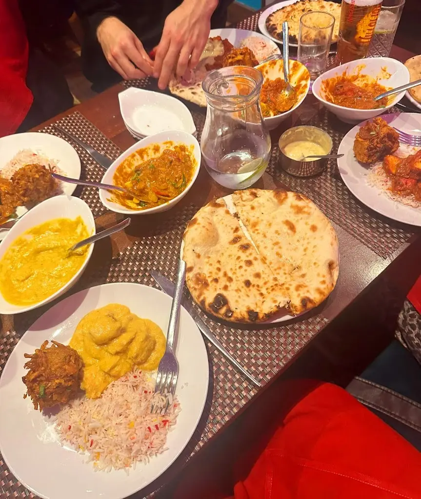 Voujon Corby_Corby_slider_image_2