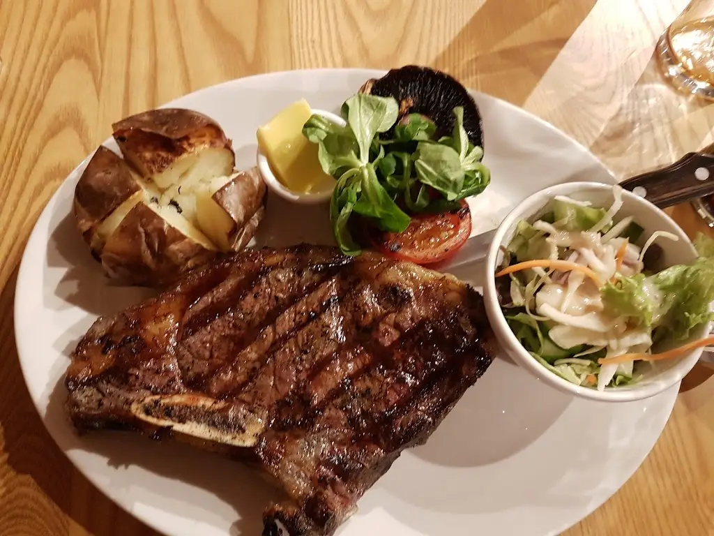 Oakley Hay Beefeater_Corby_slider_image_2