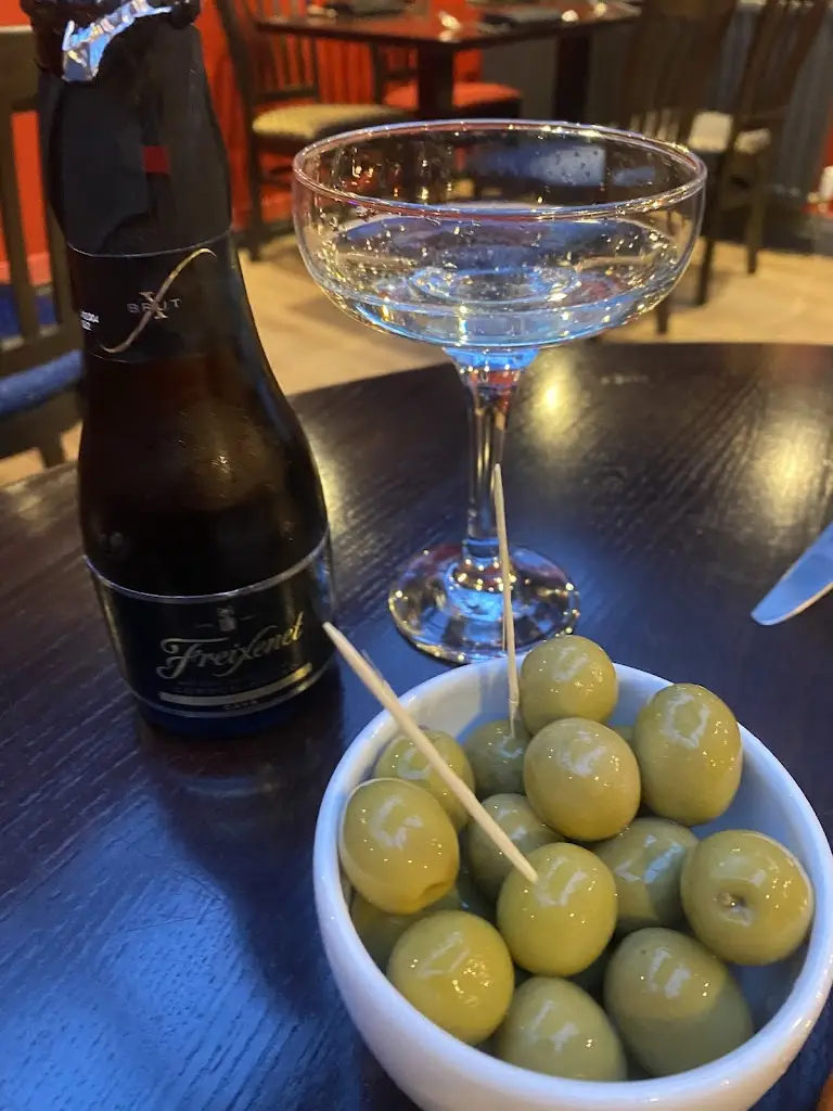 Beth Wall_Hispania Ashby_Ashby de la Zouch_review