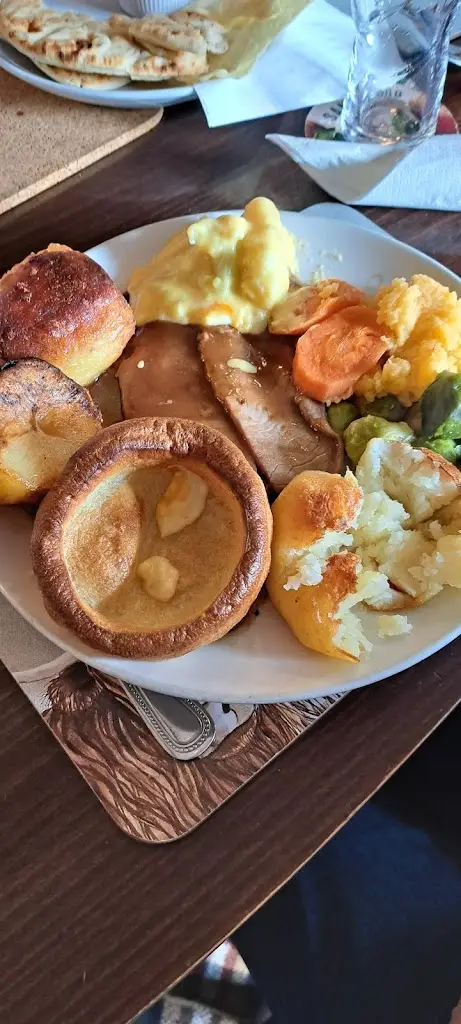 Menu_Rose and Crown_Copplestone_image_2