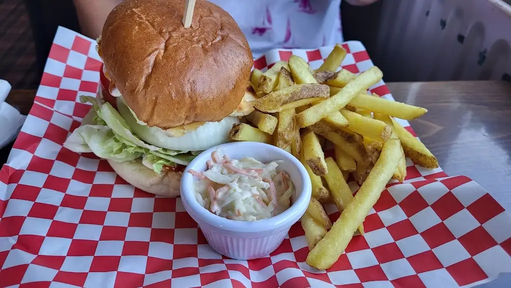 Rose and Crown_Copplestone_slider_image_3