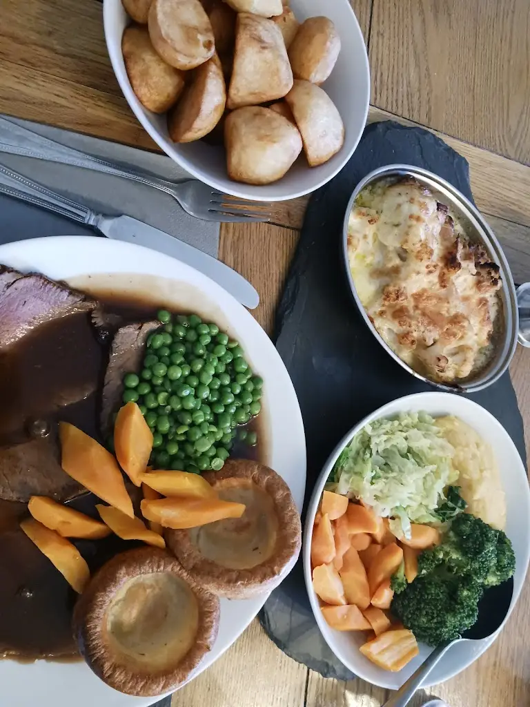 Jamie_The London Inn_Copplestone_review