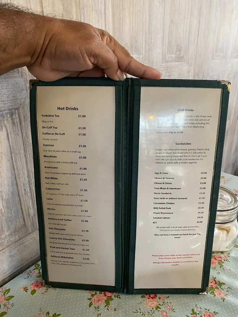 Menu_Ashtons Coffee Lounge_Copplestone_image_3