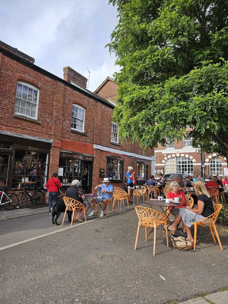 Ashtons Coffee Lounge_Copplestone_slider_image_2