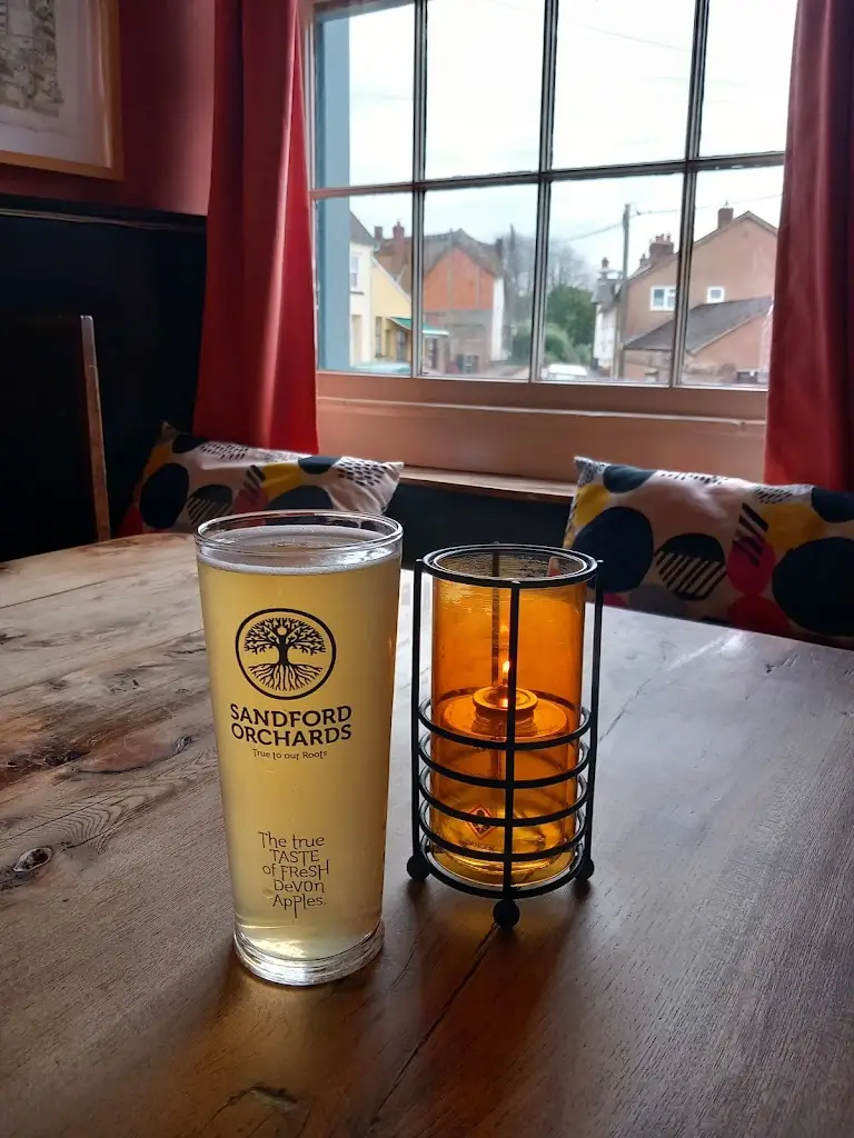 Menu_The Lamb Inn at Sandford_Copplestone_imagen_6