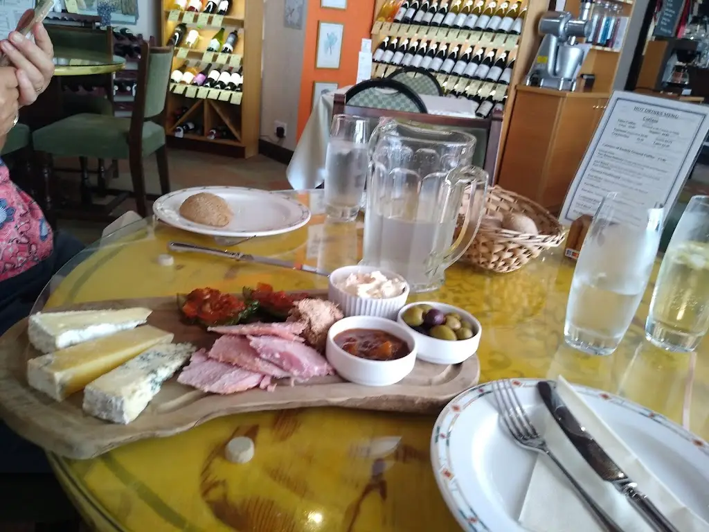 Elaine Thompson_La Zouch Coffee House Restaurant & Cellars_Ashby de la Zouch_review