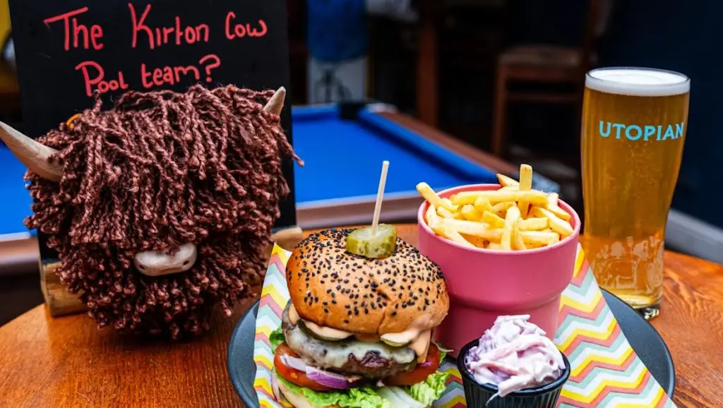 The Kirton Cow Pub & Kitchen_Copplestone_slider_image_2