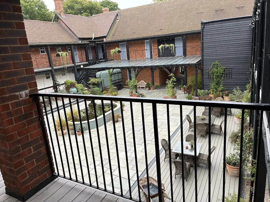 robin sculfer_Cottesmore Hotel Golf & Country Club | West Sussex Wedding Venue_Cottesmore_review