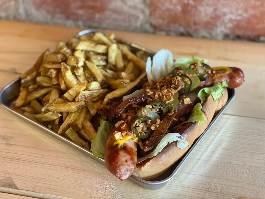 Menu_Smoked Wiener BBQ@Conis-Bar_Conisbrough_image_8