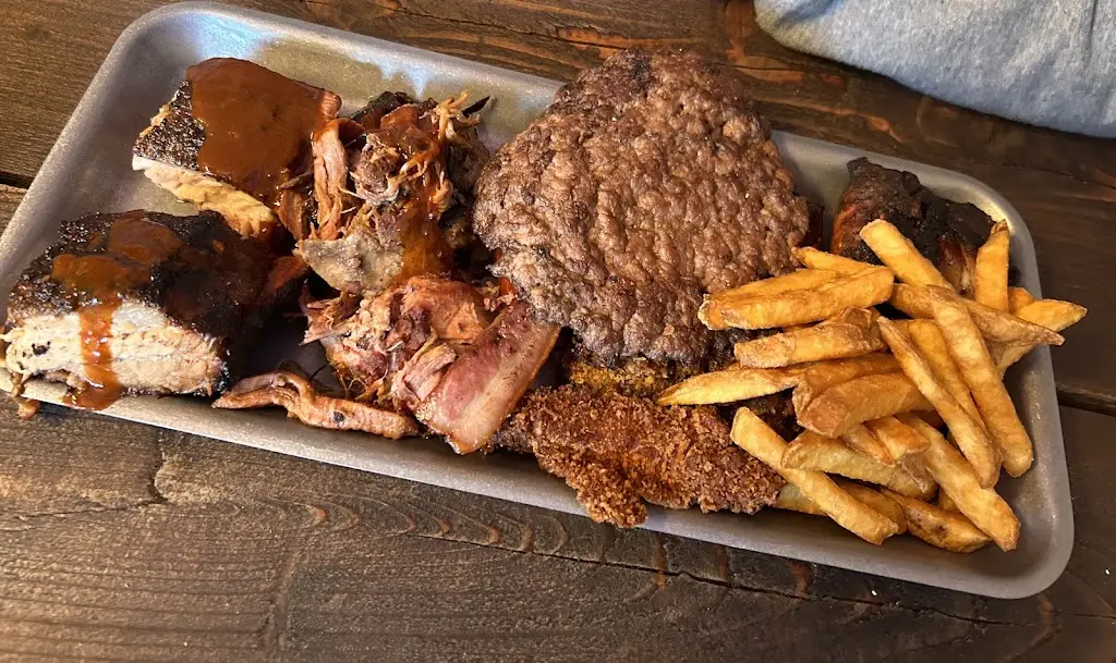 Gemma Smith_Smoked Wiener BBQ@Conis-Bar_Conisbrough_review