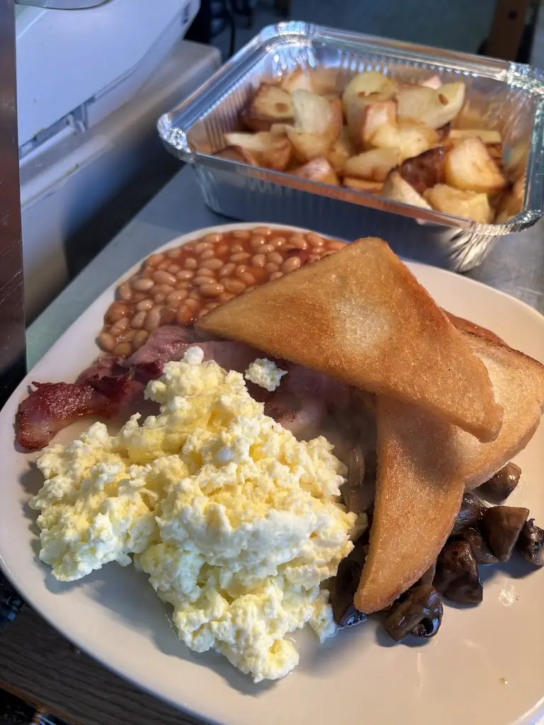 Meet and Eat (Nai's)_Conisbrough_slider_image_3