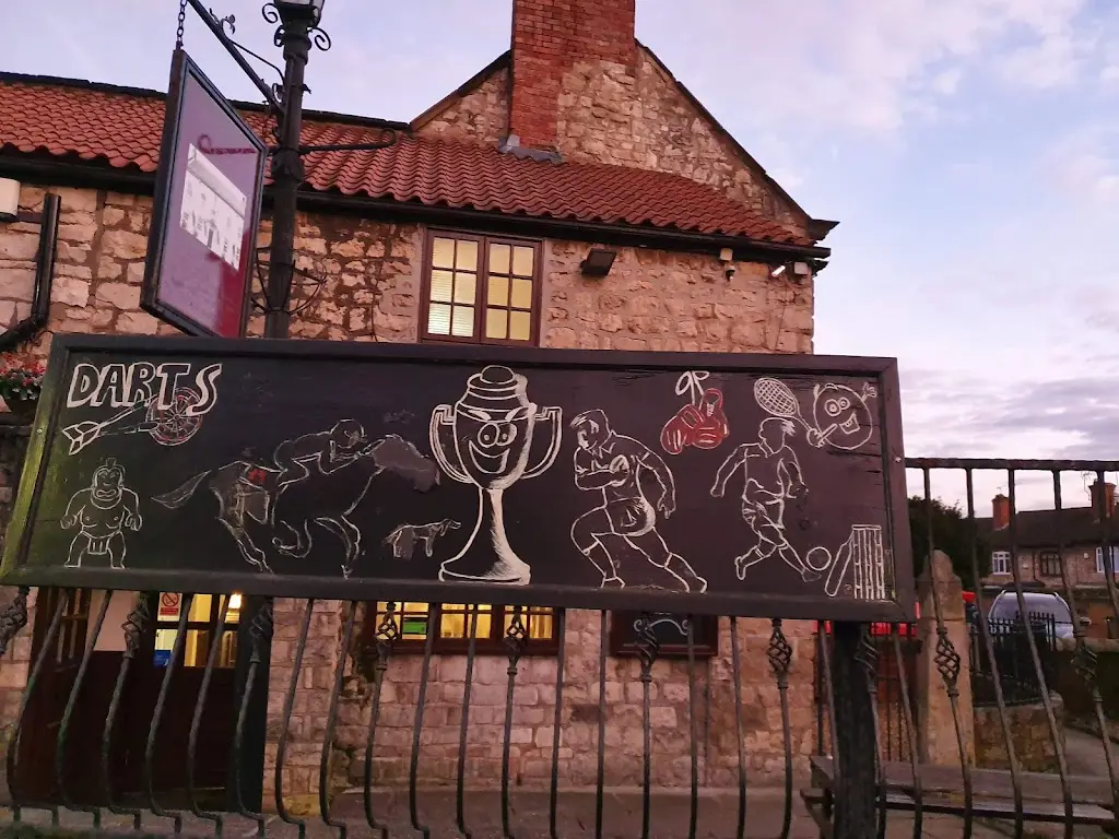 CROMWELLS_Conisbrough_slider_image_3