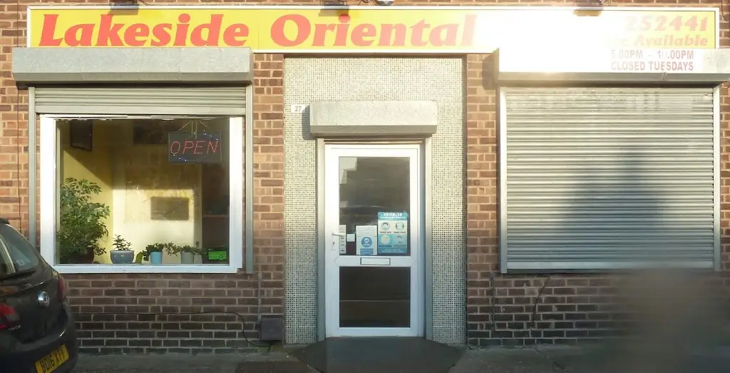 Lakeside Oriental Cuisine_Conisbrough_slider_image_1