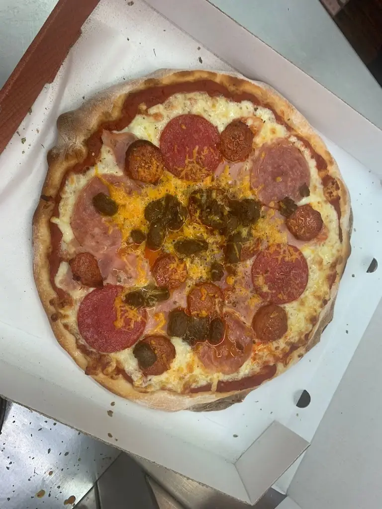 Menu_GINO’S PIZZERIA_Conisbrough_immagine_6