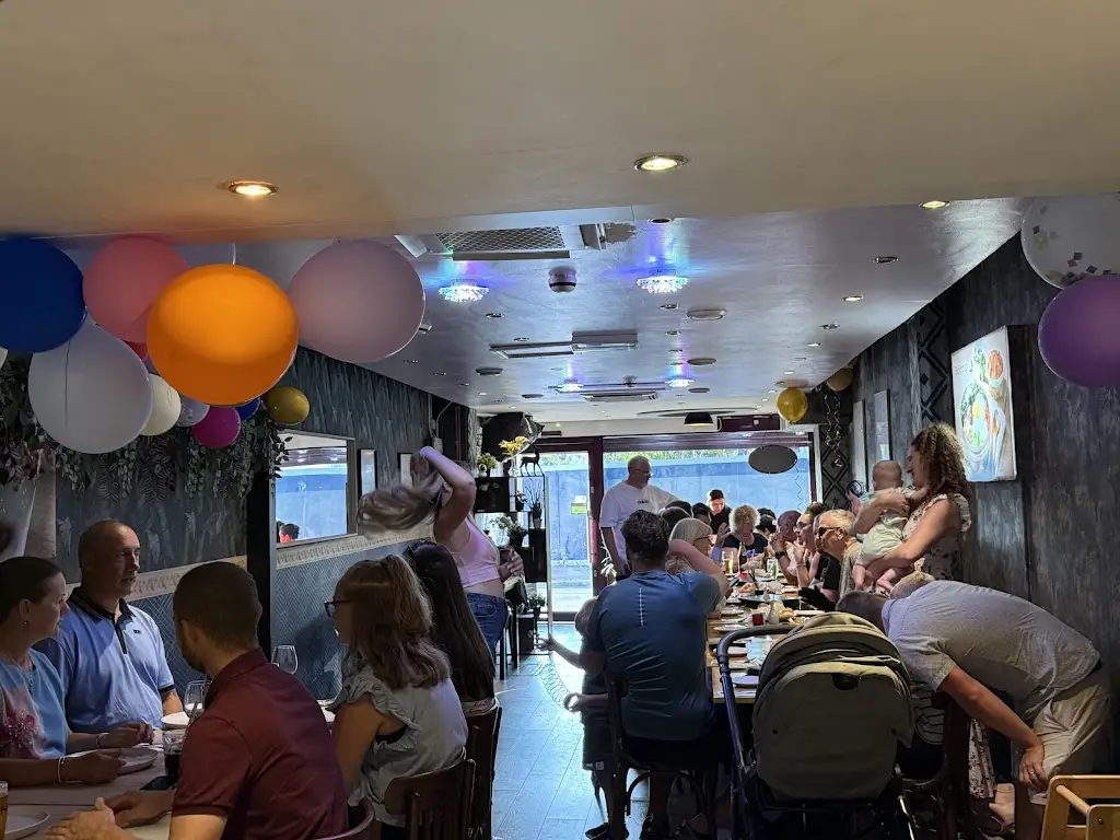 Umi7 -Pan Asian Restaurant ristorante a Addlestone