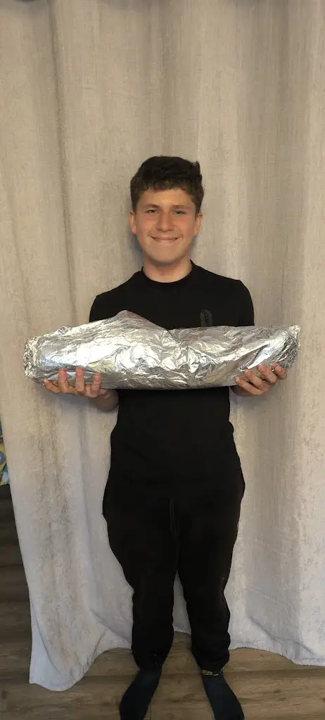 Tomasz Chrapek_Mr. Khans_Conisbrough_review