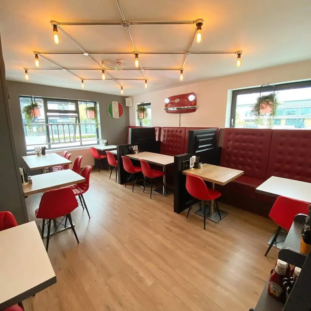 Cafe Pizzeria cotgrave restaurant in Cotgrave