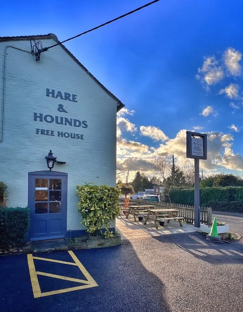UK Photo Journey_Hare And Hounds Cowfold_Cowfold_review