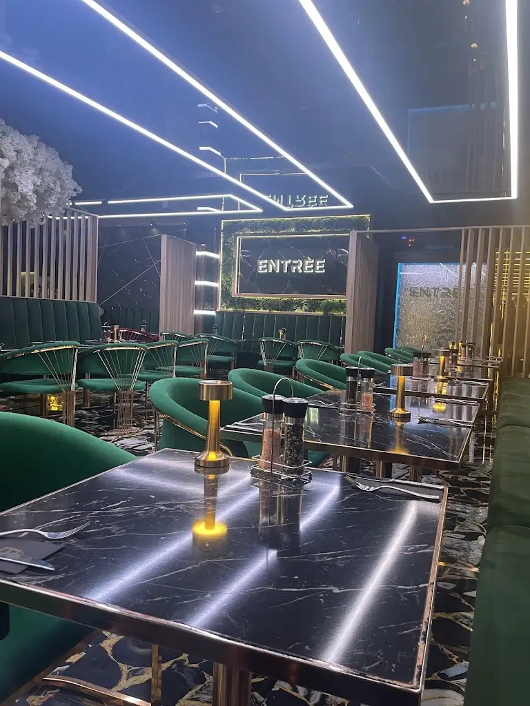 ENTRÉE STEAKHOUSE COVENTRY_Coventry_slider_image_3