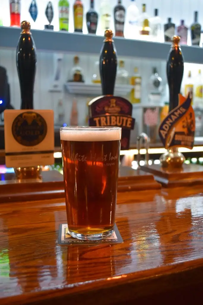 White Hart Inn_Ashton Keynes_slider_image_2