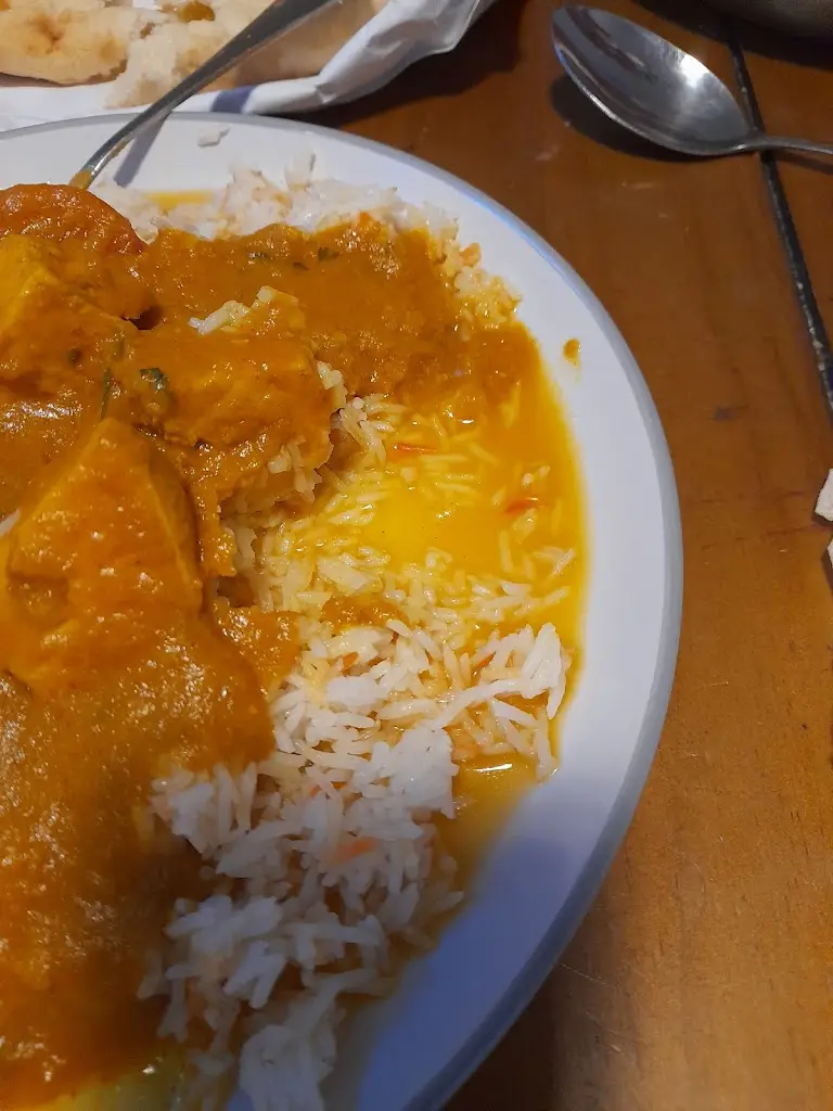 Poppy_Cosham Balti House_Cosham_review