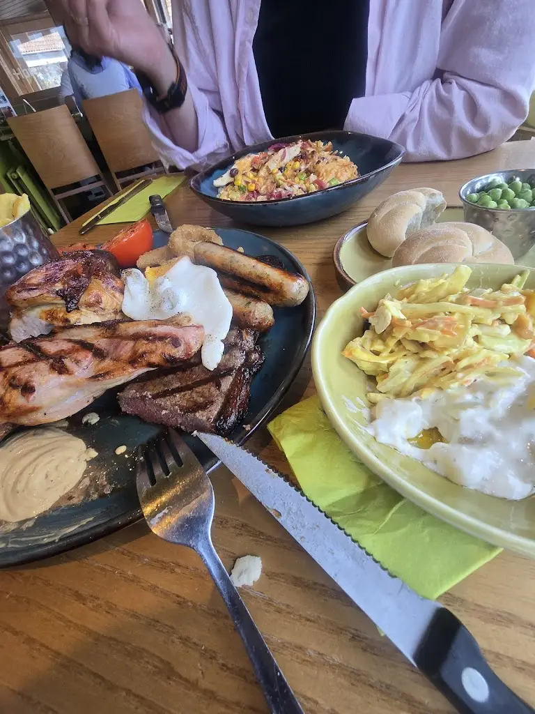 Ionut Sanduleanu_Harvester Port Solent Portsmouth_Cosham_review