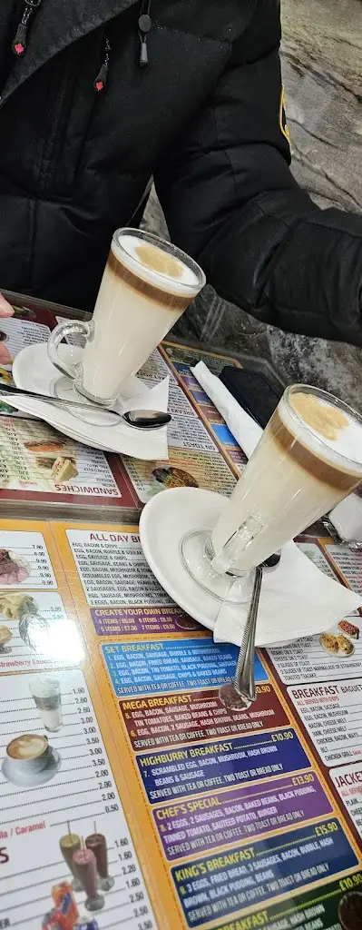 Menu_Highbury Cafe Ltd_Cosham_immagine_3