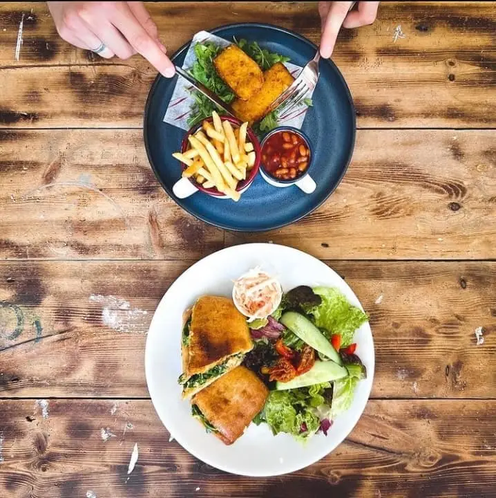 Tawa Lounge_Cottenham_slider_image_2