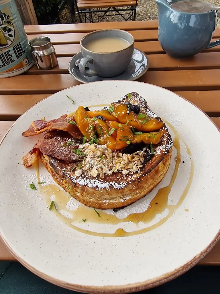 Elinor Sullivan_Histon Station House Ltd_Cottenham_review