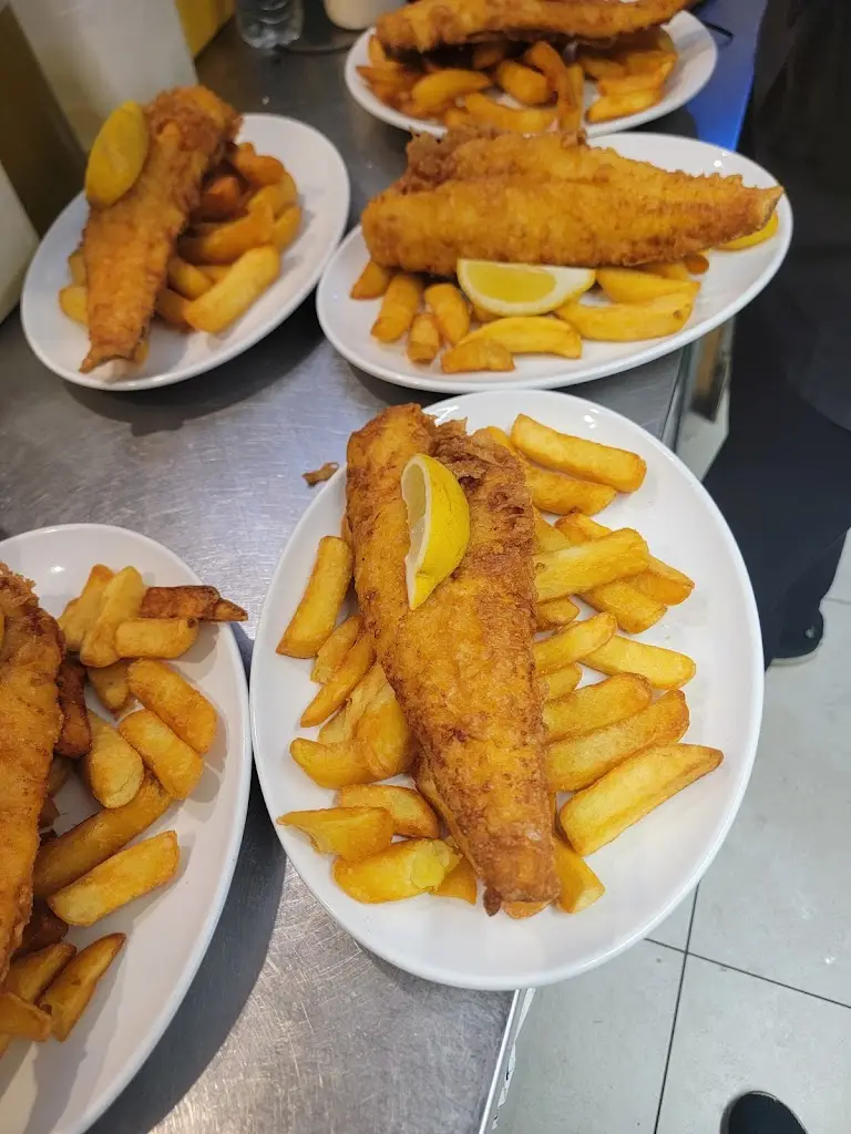Rumbles Fish Bar_Cottenham_slider_image_3