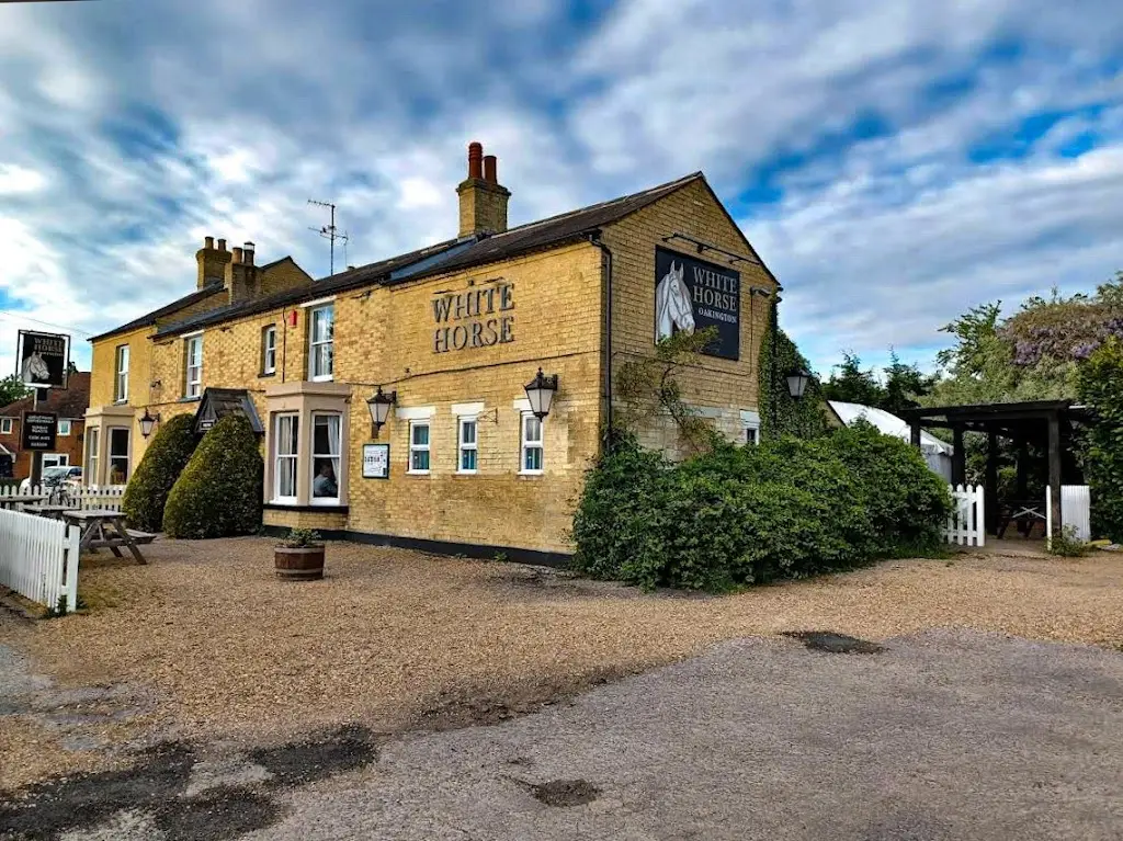 The White Horse_Cottenham_slider_image_3