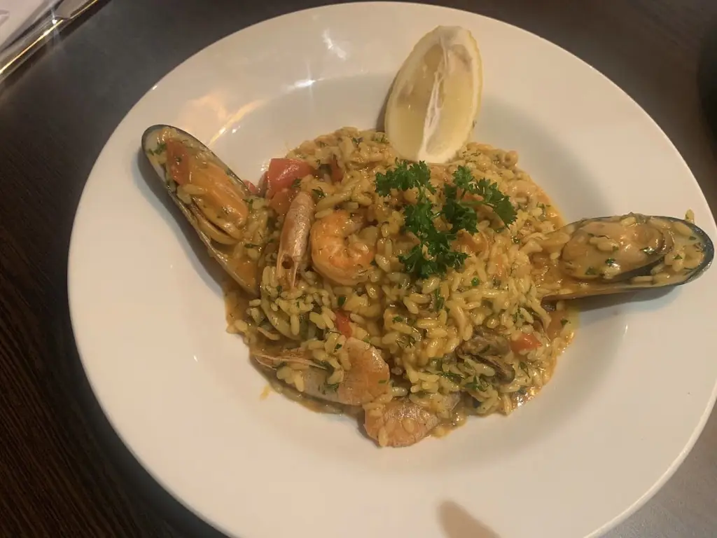 Mazu Restaurant_Coulsdon_slider_image_2