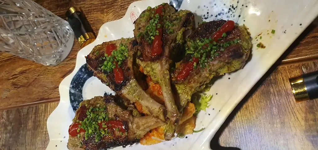 Toriton Izakaya_Coulsdon_slider_image_2