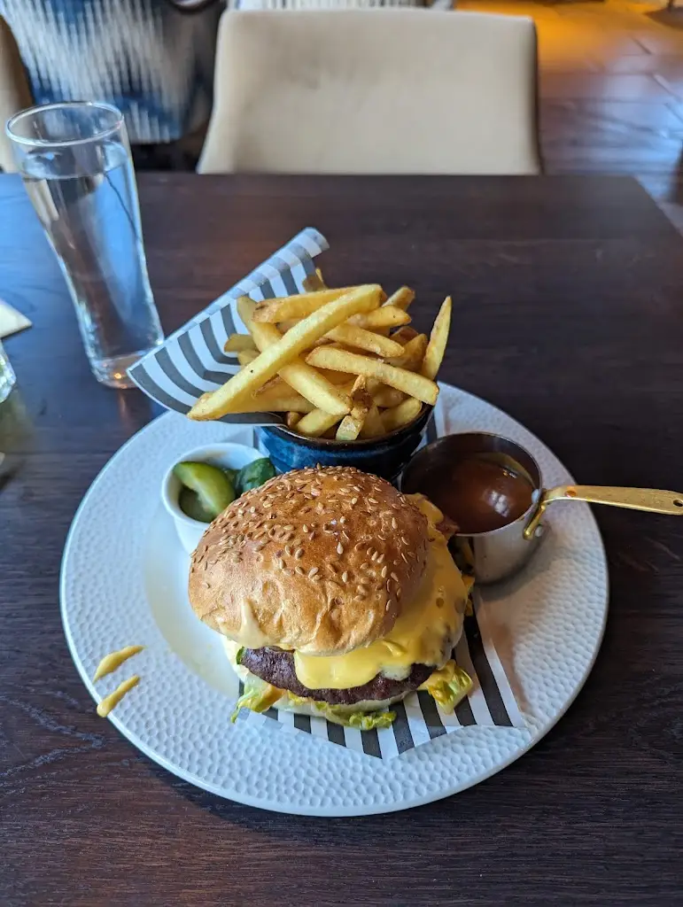 Menu_The Tudor Rose_Coulsdon_image_7