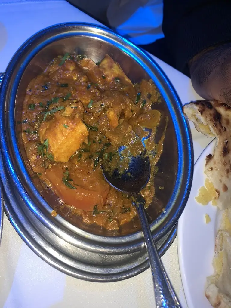 MOGUL DYNASTY Dine-in, Deliver and Collection.full AC _Ashtead_slider_image_3