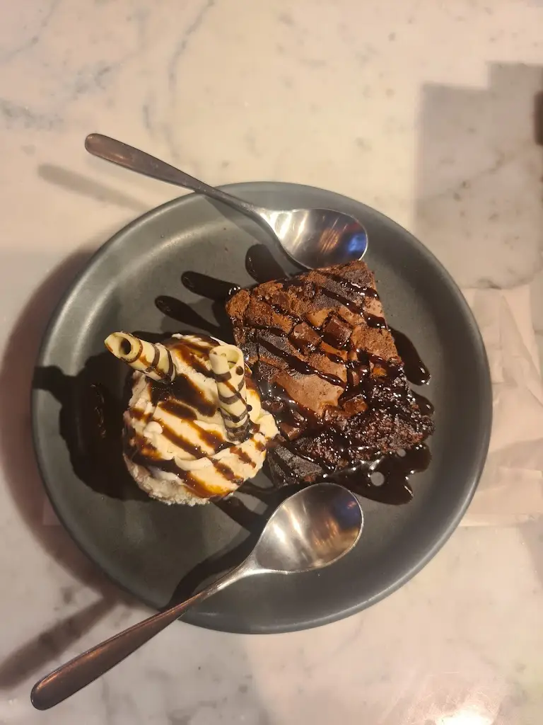 Cathy Hadden_Pizza Express_Coulsdon_review