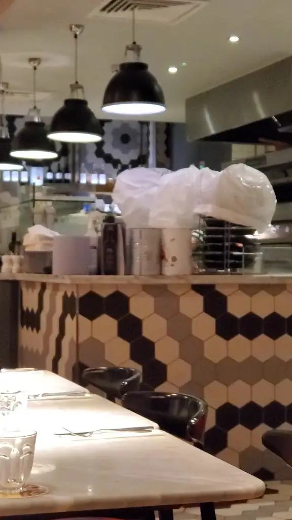 Pizza Express_Coulsdon_slider_image_2