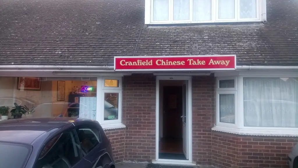 Golden House restaurante en Cranfield