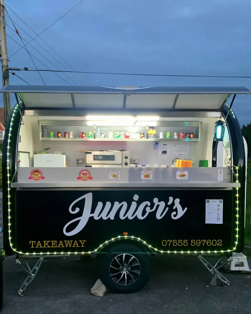 Juniors Takeaway restaurant in Creech Saint Michael