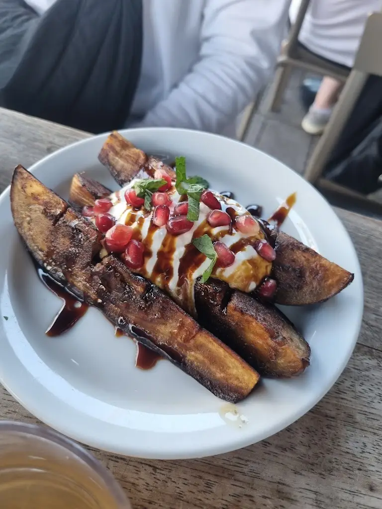 Arbequina_Cowley_slider_image_2