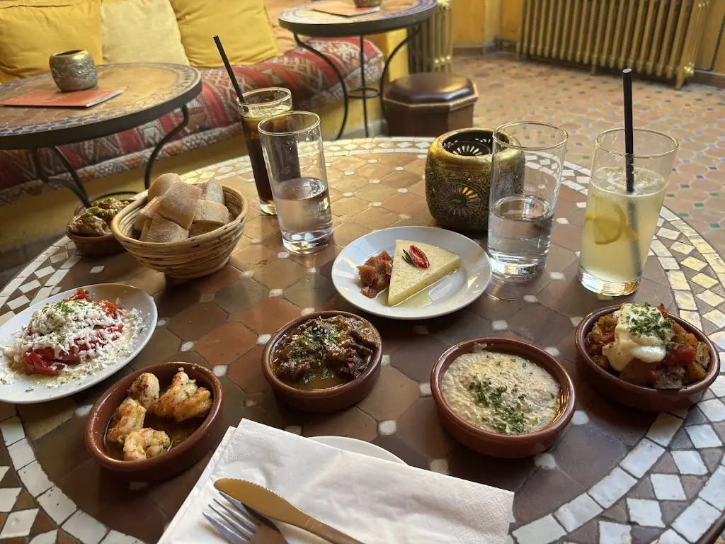 The Kazbar Tapas Restaurant & Bar_Cowley_slider_image_3