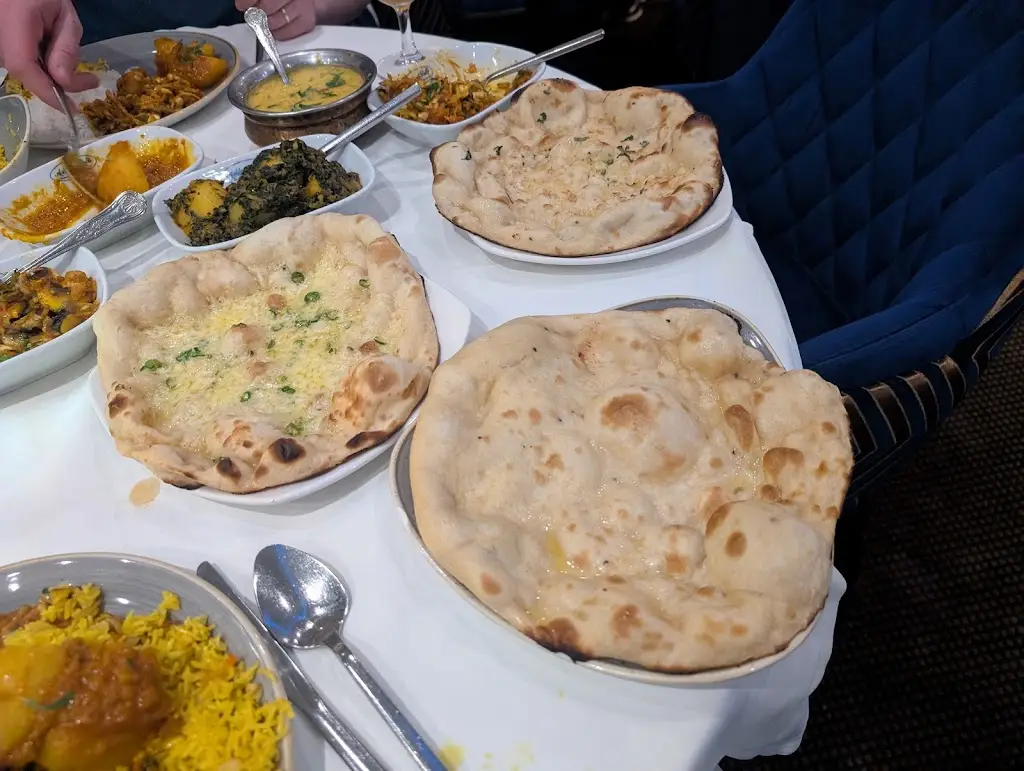 Ashtead Balti_Ashtead_slider_image_2