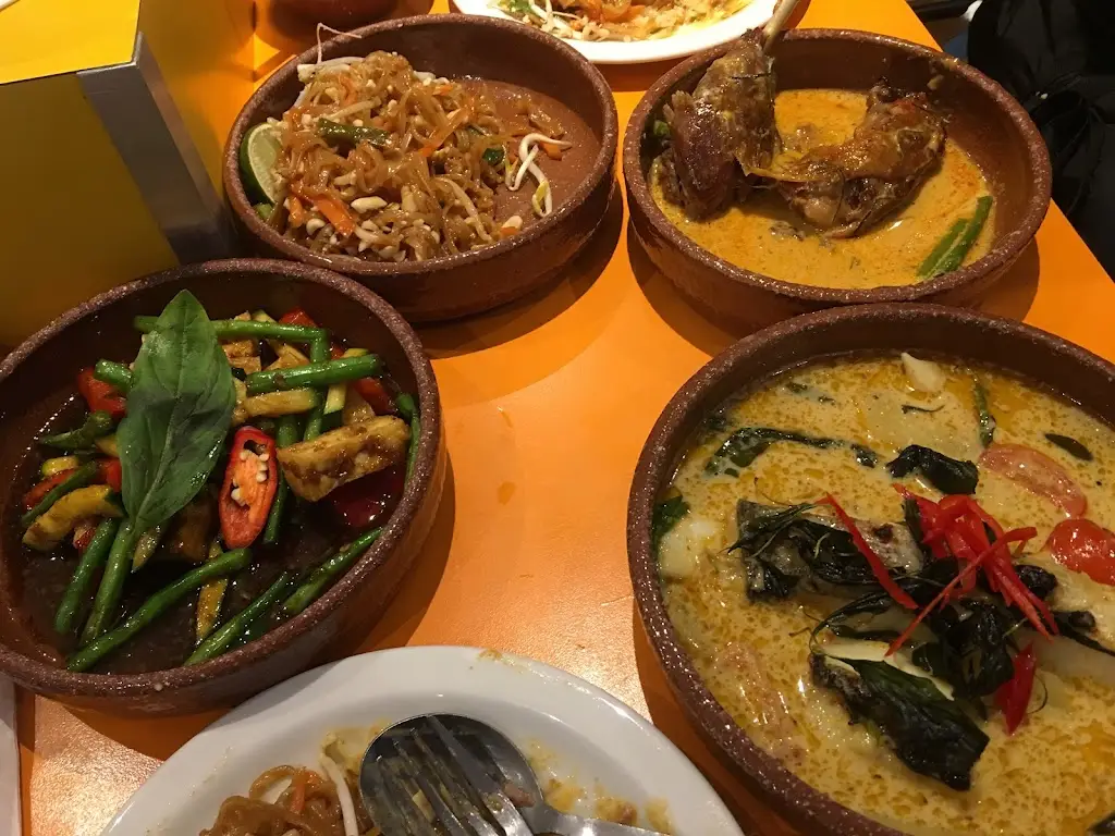 Menu_Oli's Thai_Cowley_image_8