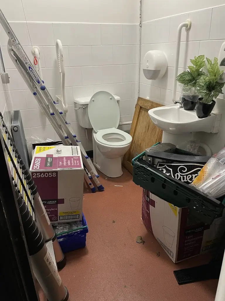 Lorna_The Cowley Retreat_Cowley_recensione