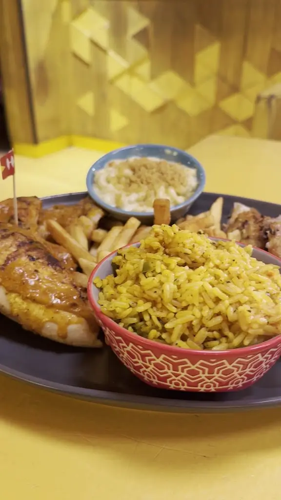 Nando's Oxford - Cowley Road_Cowley_slider_image_2