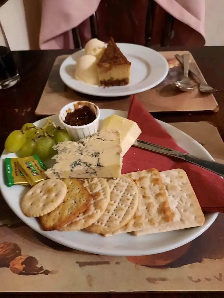 Menu_The Red Lion Inn_Crick_image_7