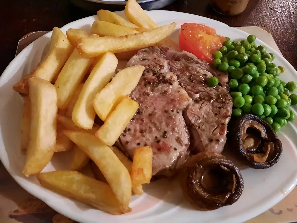 Menu_The Red Lion Inn_Crick_image_8