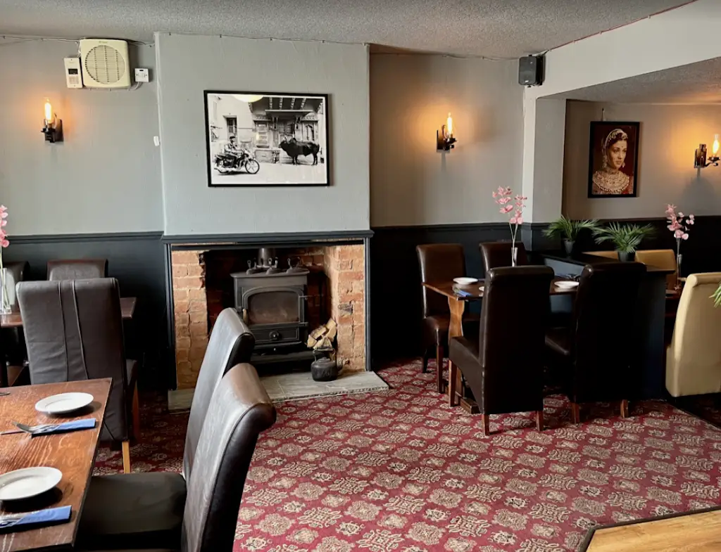 Bombay Club | Sleaford restaurant in Cranwell