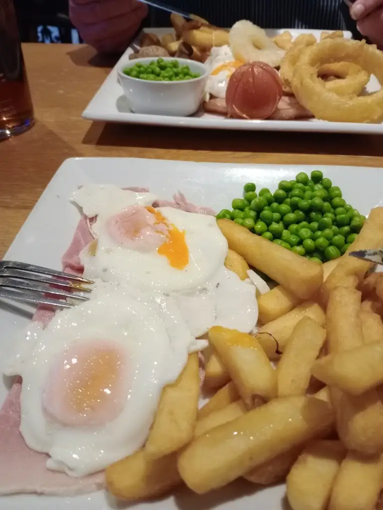 Menu_The Barge & Bottle_Cranwell_image_8